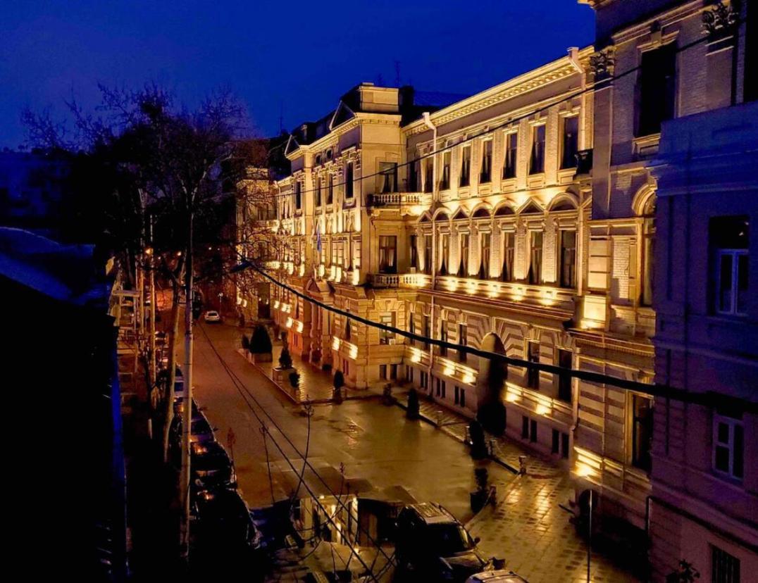 Central Location King Size Bed Tbilisi Exterior foto