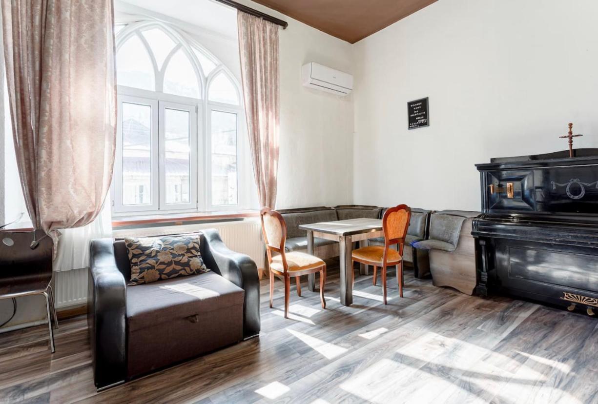 Central Location King Size Bed Tbilisi Exterior foto