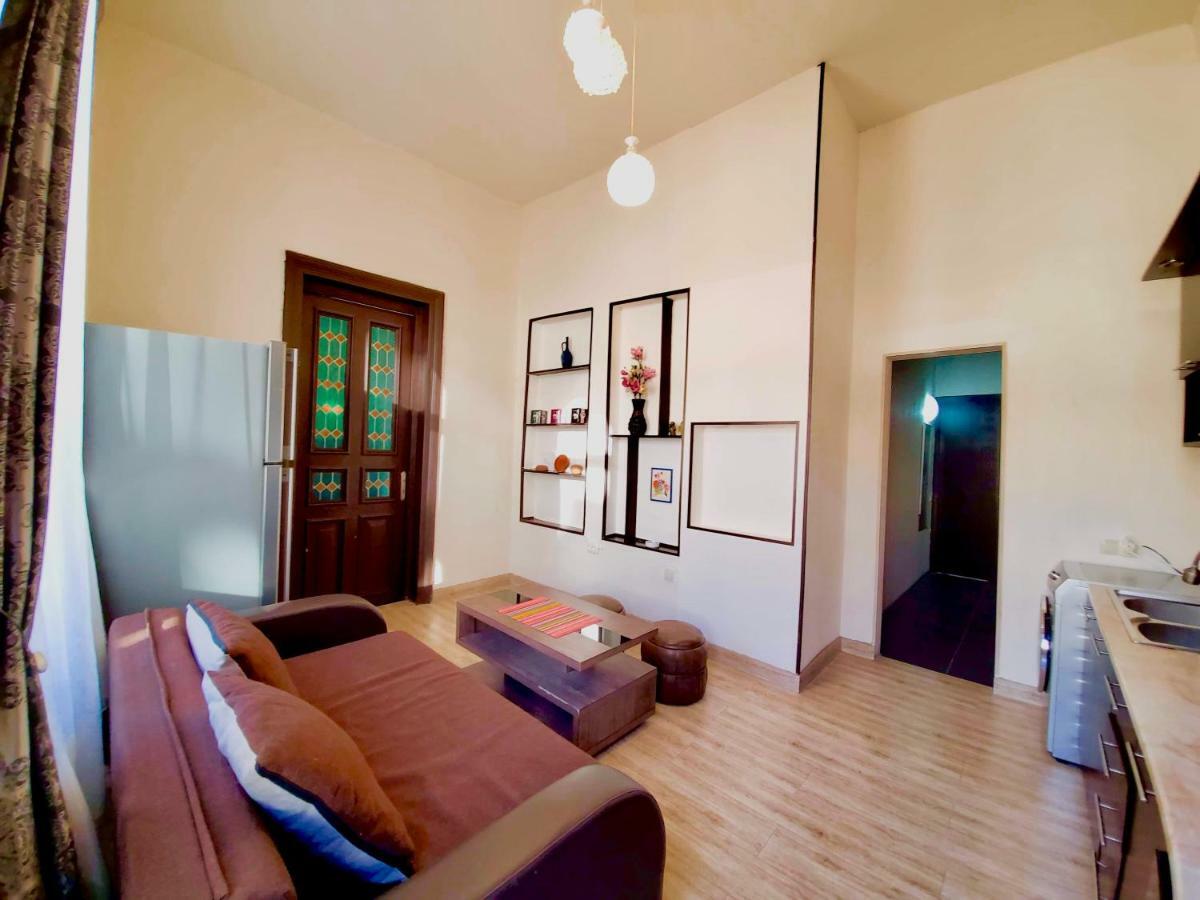 Central Location King Size Bed Tbilisi Exterior foto