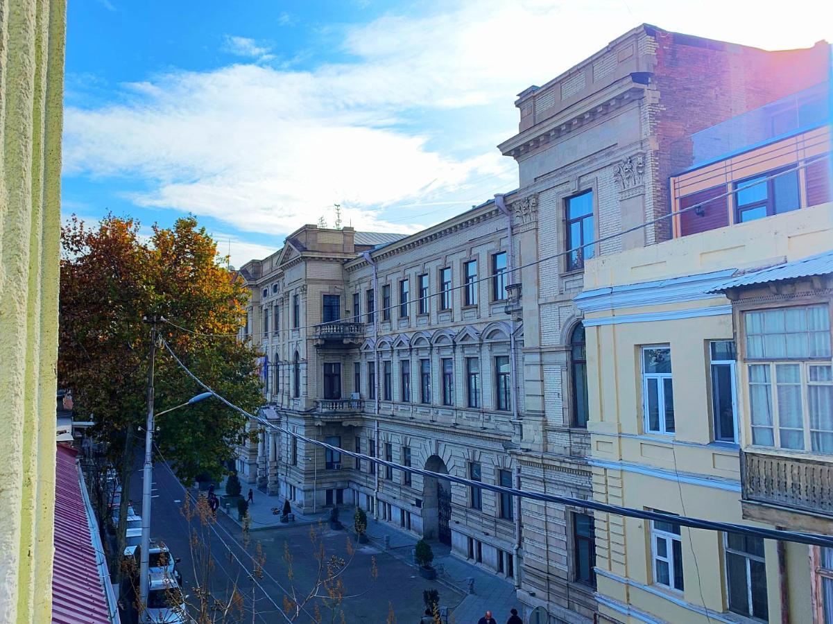 Central Location King Size Bed Tbilisi Exterior foto